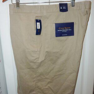 NWT Men's Light Khaki Club Room Wrinkle Resist Twill Flat Front Golf Shorts 44W